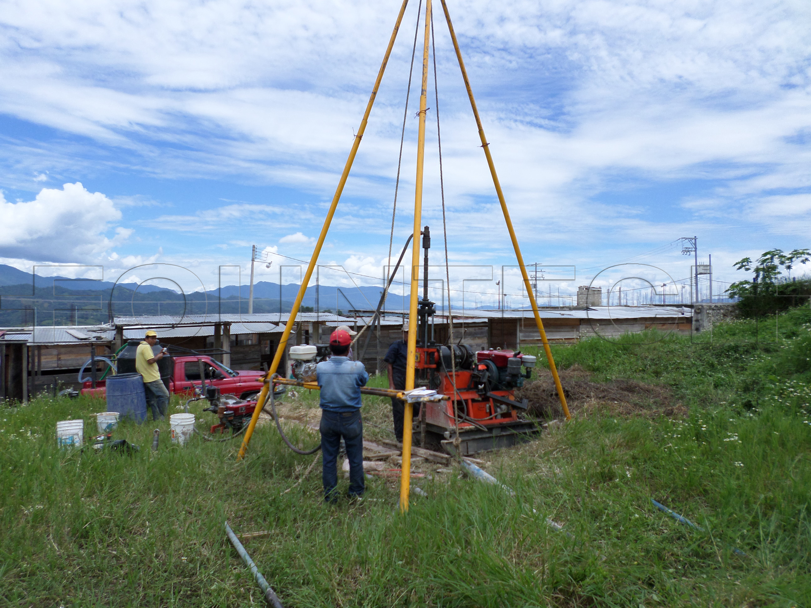 Commercial construction exploration drilling rig